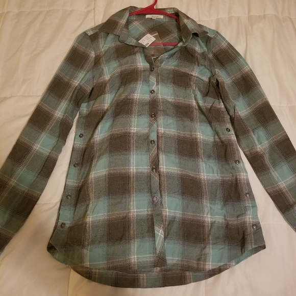 Cute Button down shirt - Picture 8 of 8